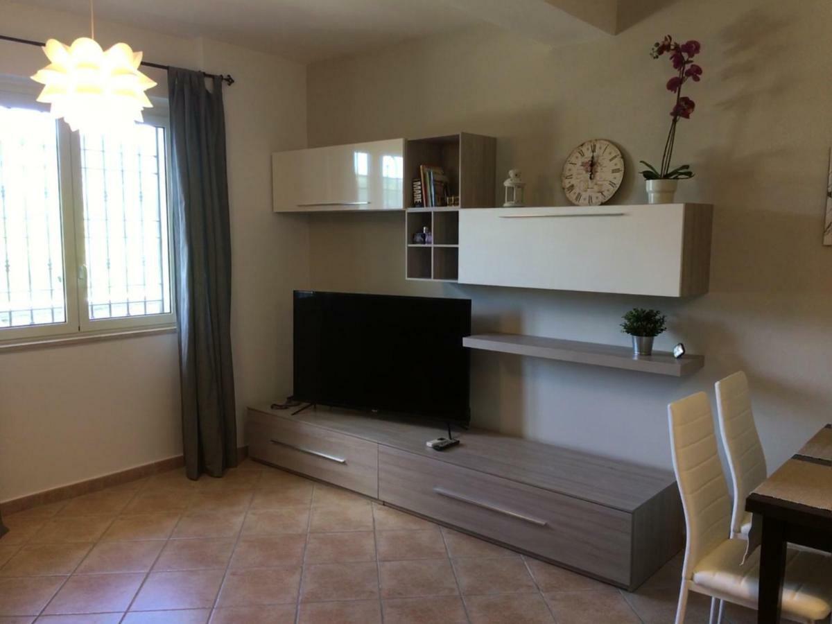 ג'נצאנו די רומא Appartamento Vista Lago מראה חיצוני תמונה