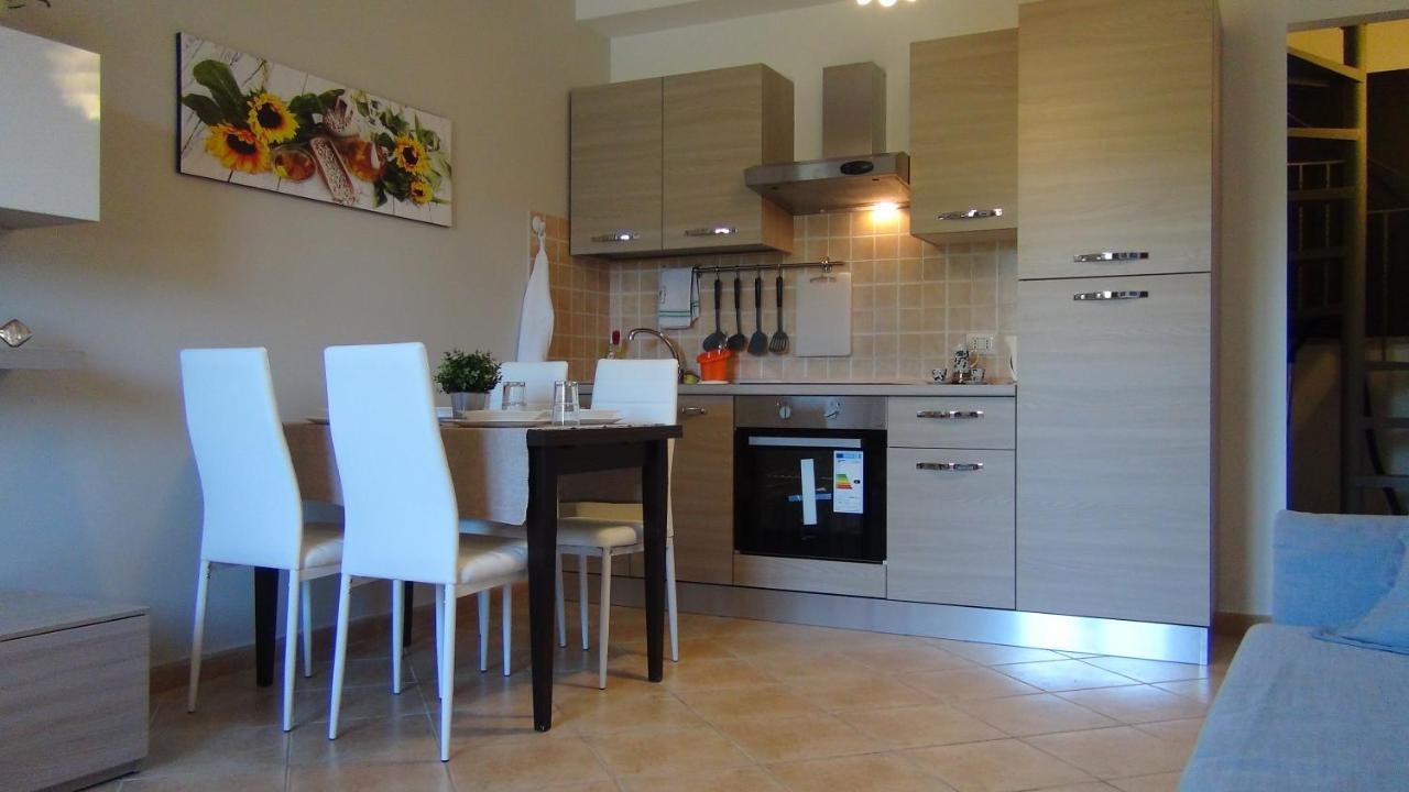 ג'נצאנו די רומא Appartamento Vista Lago מראה חיצוני תמונה