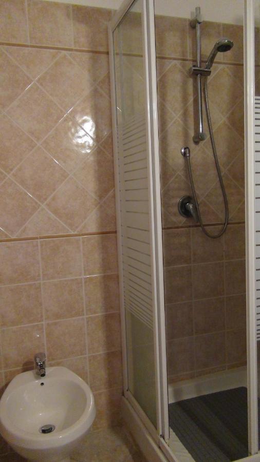 ג'נצאנו די רומא Appartamento Vista Lago מראה חיצוני תמונה